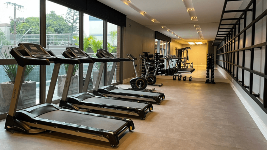 imagem de um espaço fitness em condomínio realizada em parceria com a Casa do Fitness