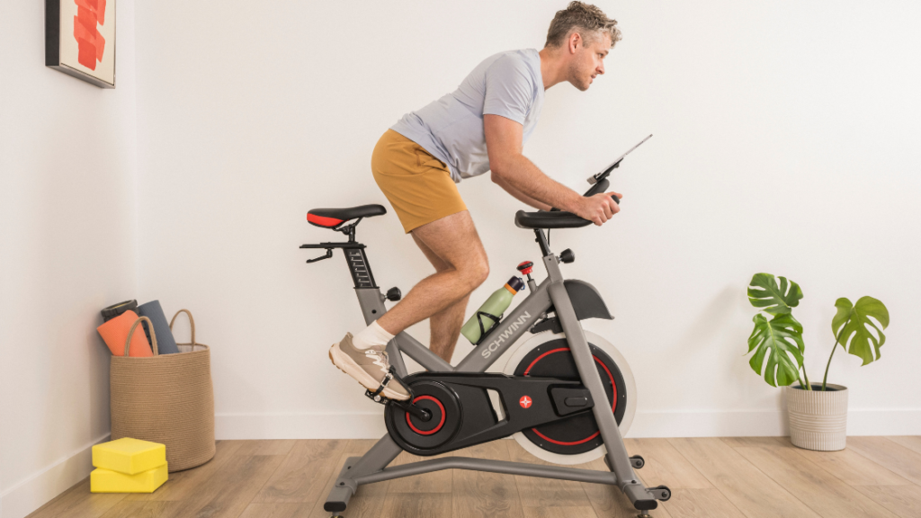 Bike spinning schwinn IC3.5 para treinar em casa
